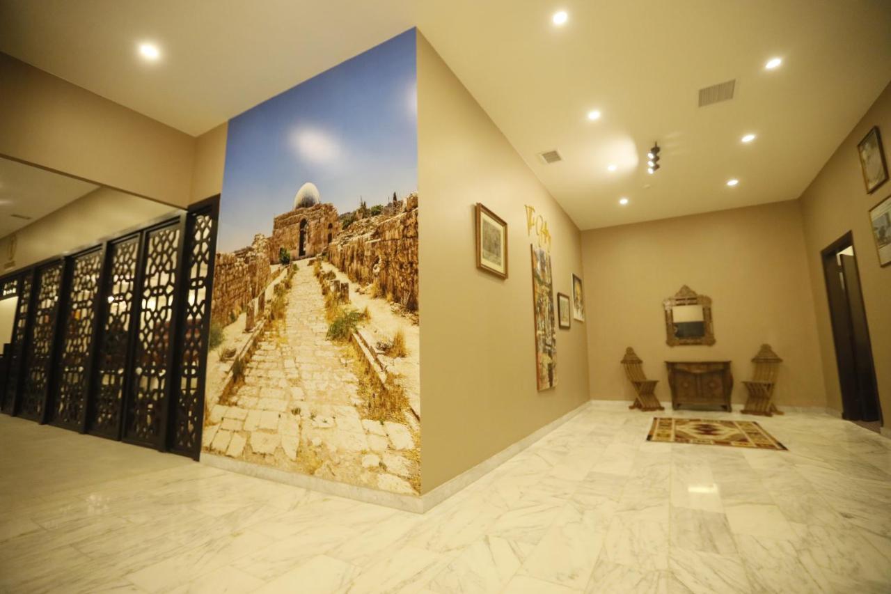 The Signature Hotel Amman Extérieur photo