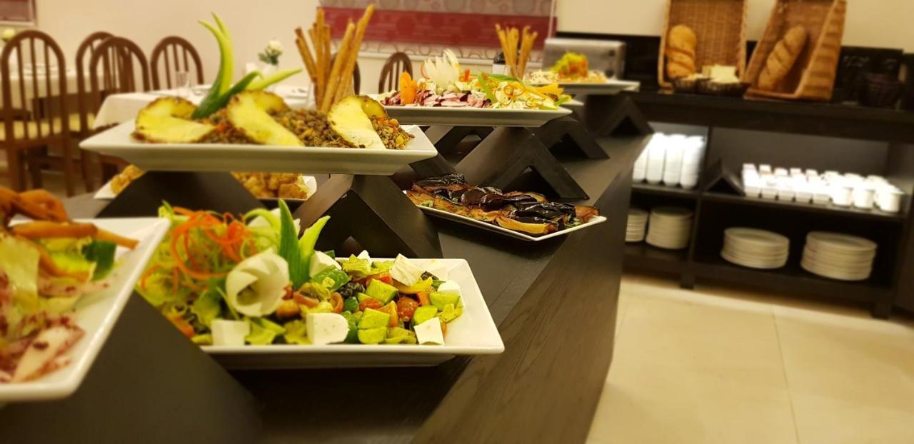 The Signature Hotel Amman Extérieur photo